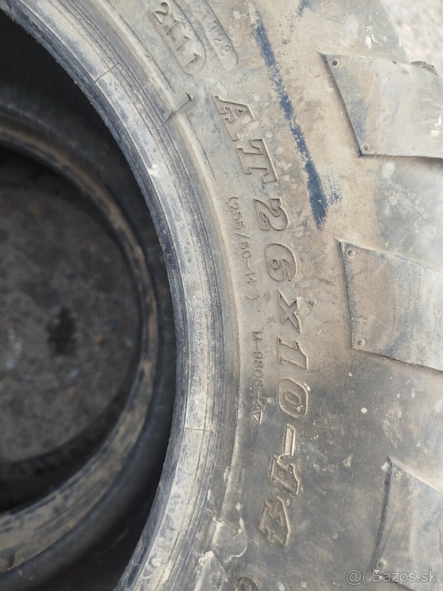 Predam pneu na stvorkolku 26/10/14 a 26/8/14 - 6