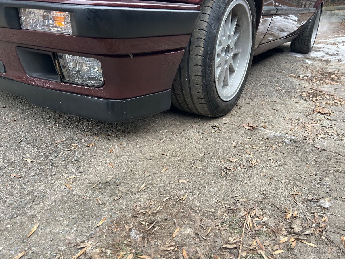 Prodám BMW 320i e30 coupe - 6