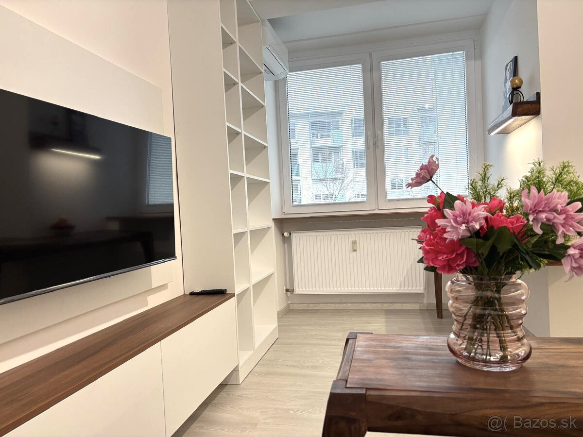 ÚPLNE NOVÝ, krásny 2 izbový byt s klimatizáciou - 6