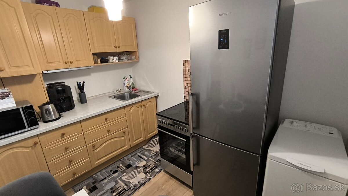 PRENÁJOM - veľmi pekný 1-izb. byt - Martin - Košúty 1 - 6