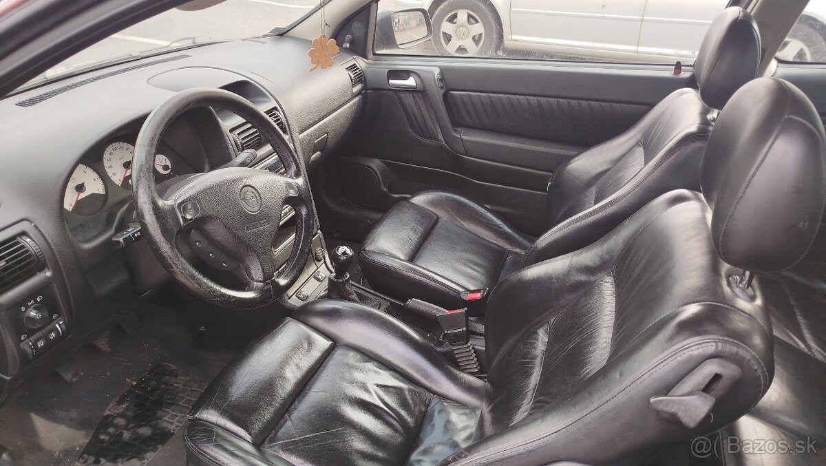 Opel ASTRA - 6