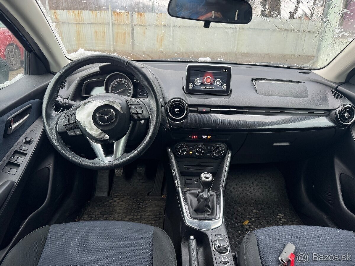 MAZDA 2 1,5 SKYACTIV 66KW,ROK 2015,NAJ 94TKM,NAVI,KLIMA,DOHO - 6