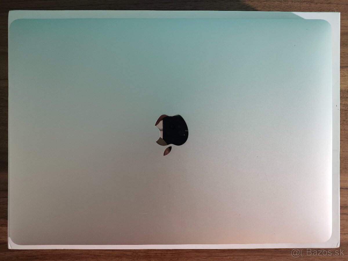 Apple MacBook Pro 13" Touch Bar | i5 • 8GB RAM • 512GB SSD - 6
