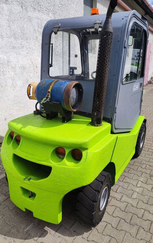 Vysokozdvižný vozík LPG - 6
