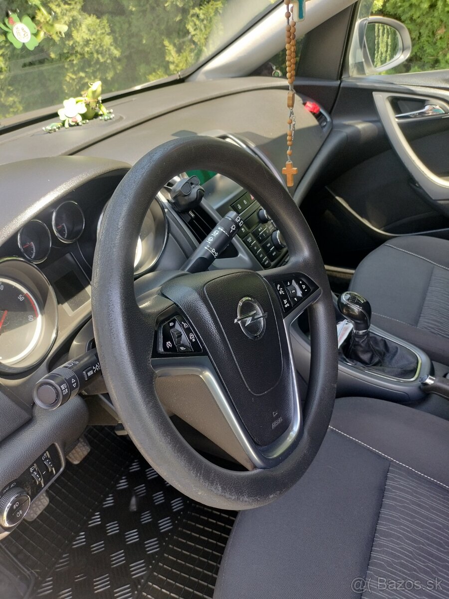 Opel Astra j - 6