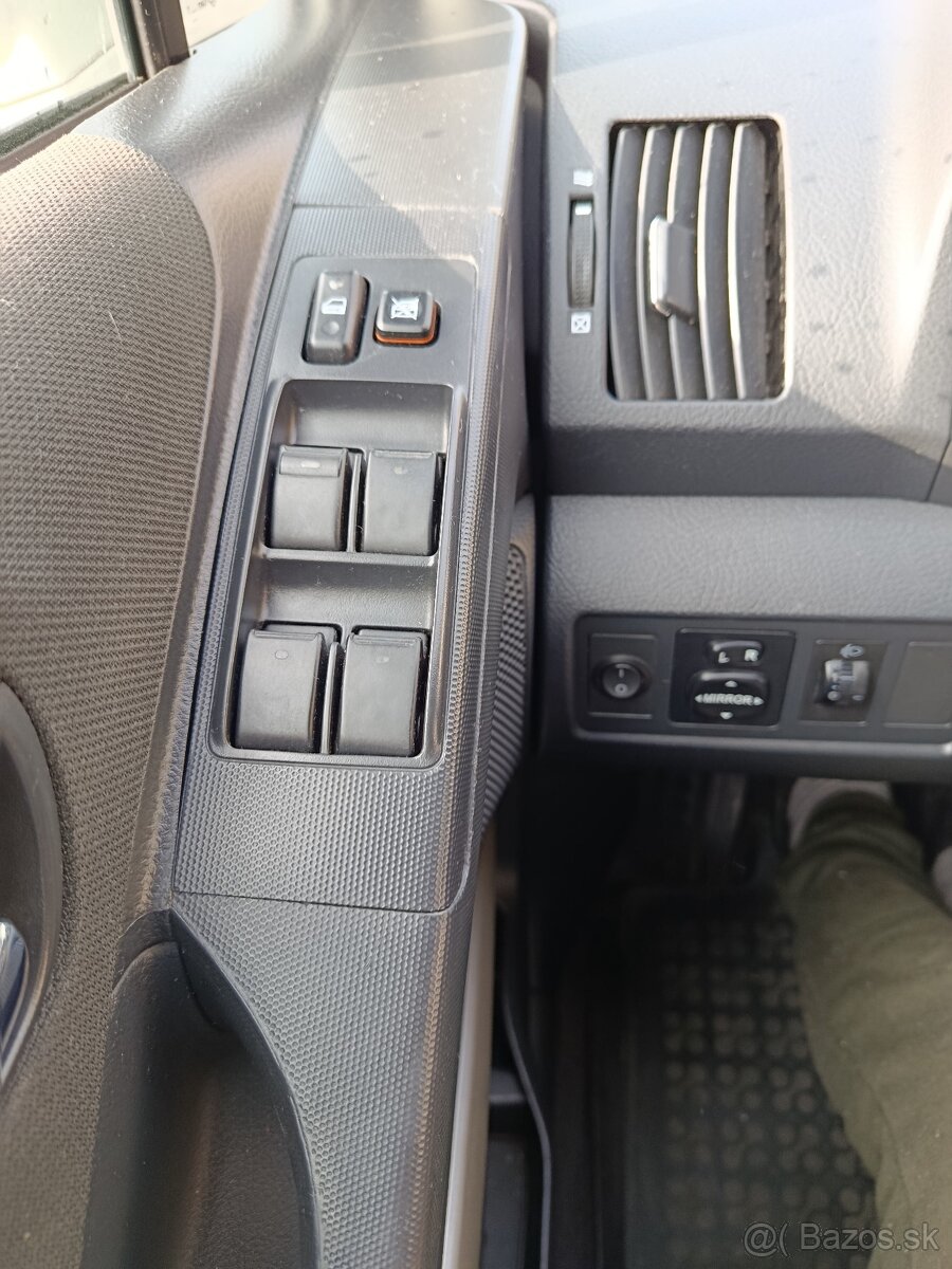 Toyota corolla verso 7-miest - 6