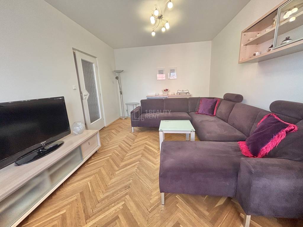 Predaj krásneho 3+1 bytu v perfektnej lokalite Čadca M.R. Št - 6