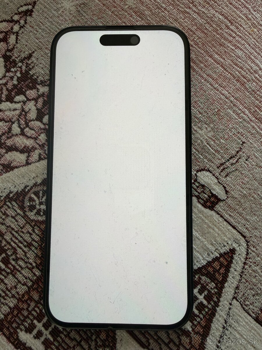 iPhone 15 TOP STAV - 6