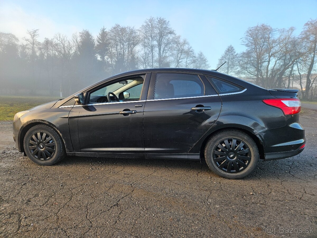 Ford Focus 2.0 - 6