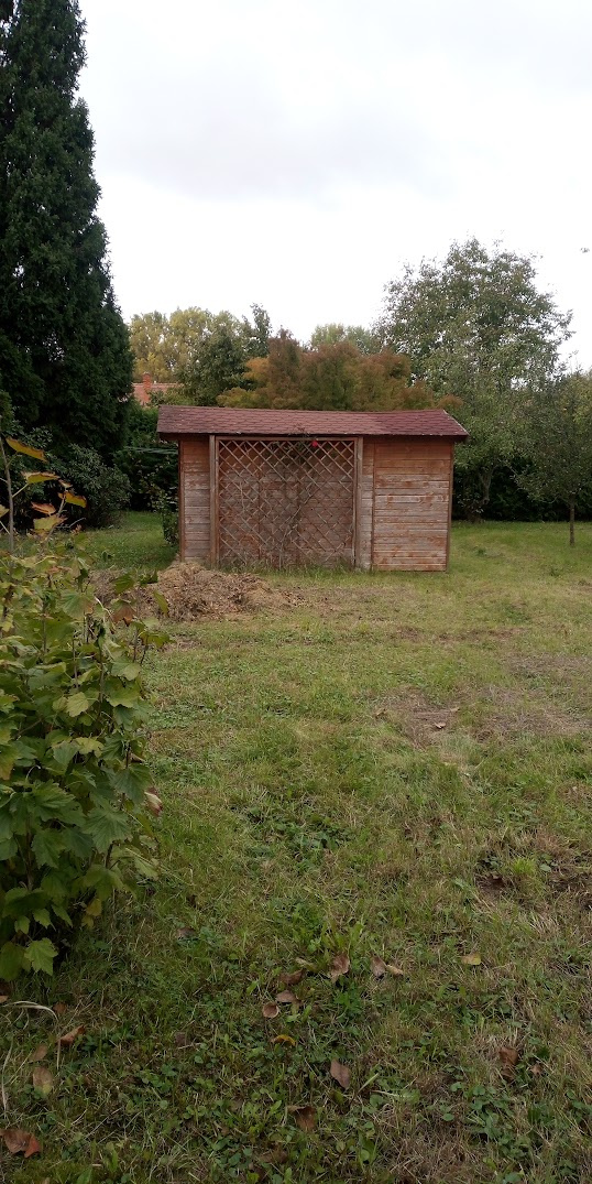 Znížená cena -Pozemok Zlaté Moravce. Dlhá- Bernolákova - 6