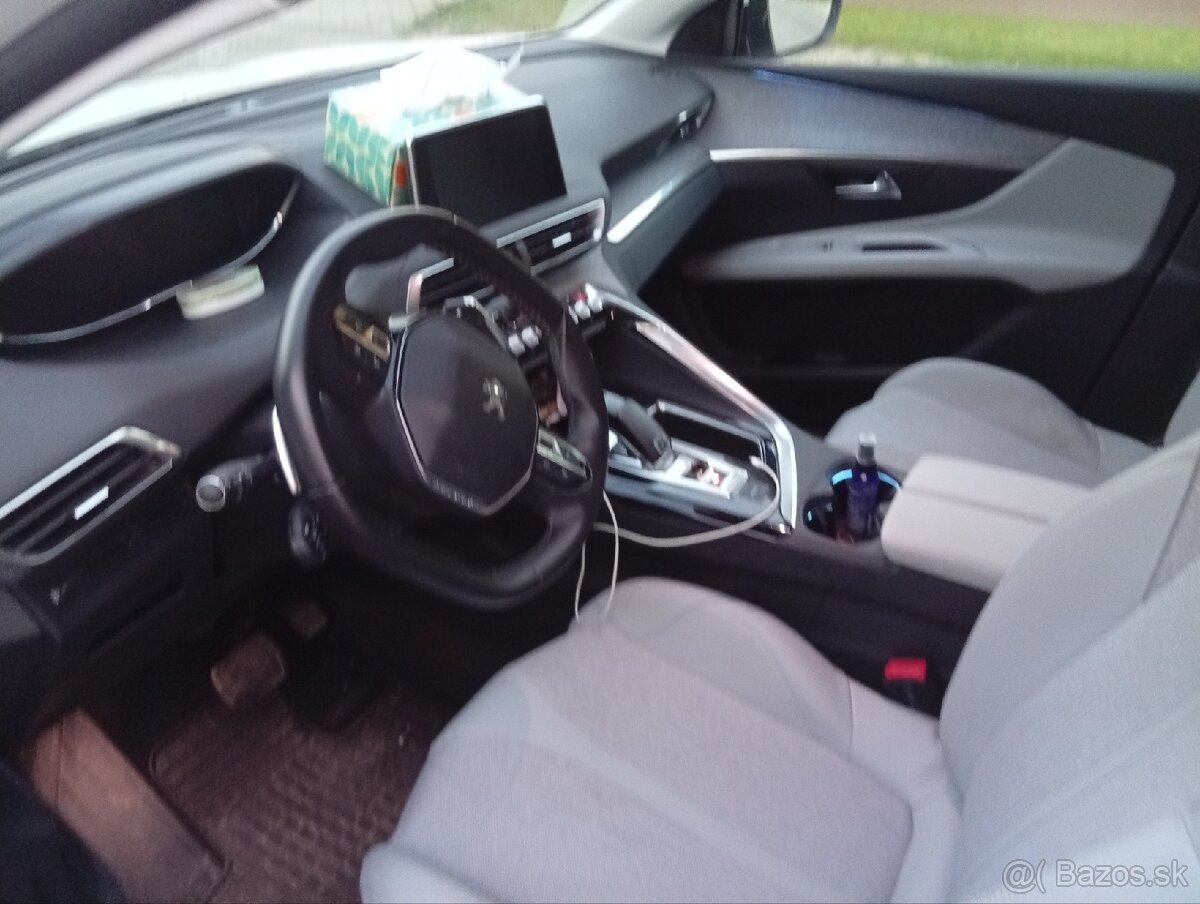 Peugeot 5008 - 6