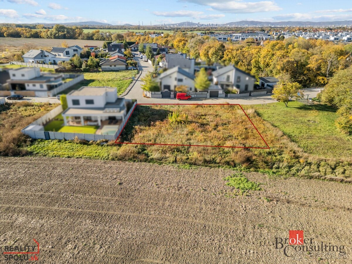 Predaj POZEMKU 500 m2 - Právoplatné stavebné povolenie - 6