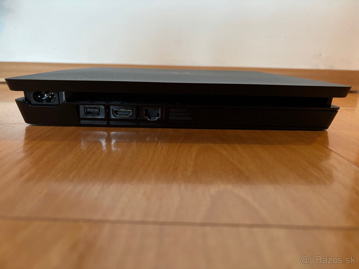 PlayStation 4 Slim 1TB - 6