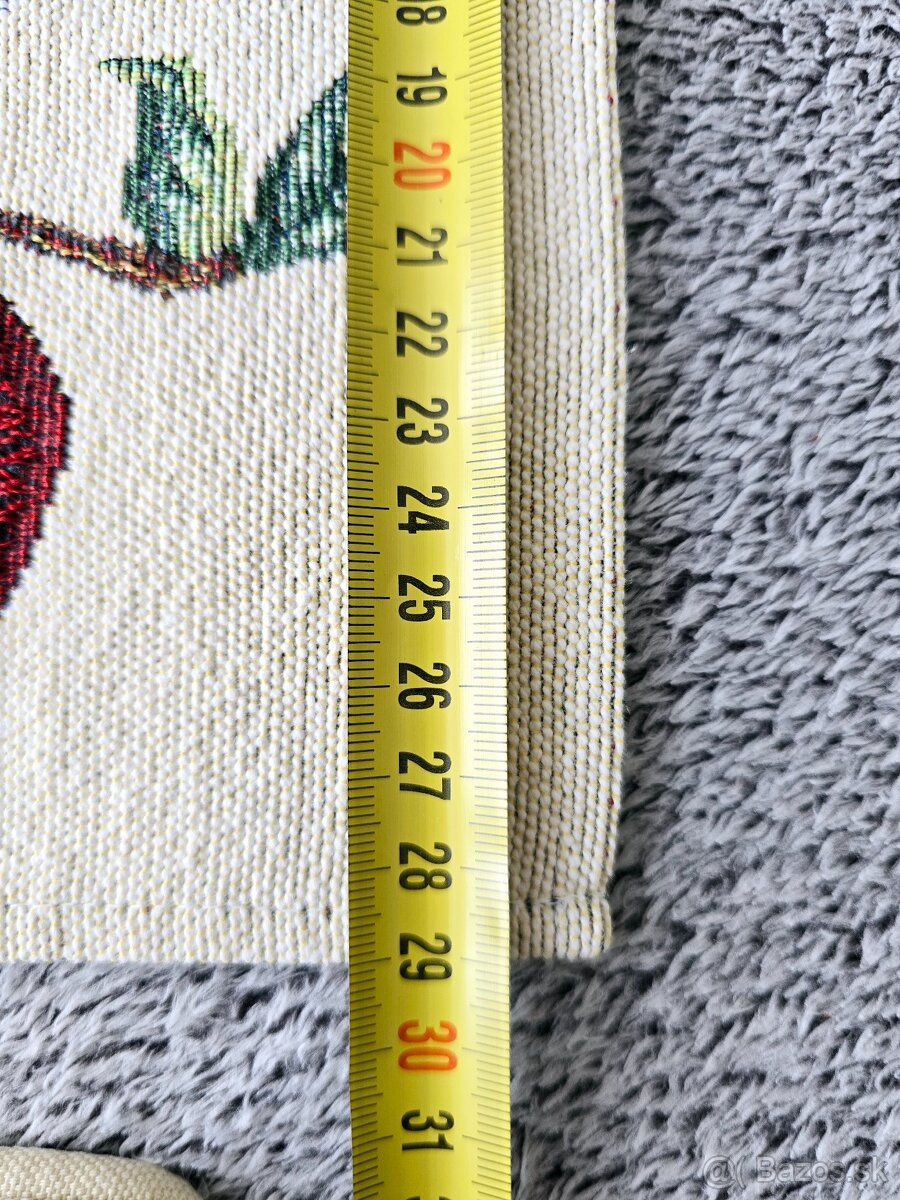 Prestieranie pod taniere jabĺčka - 6