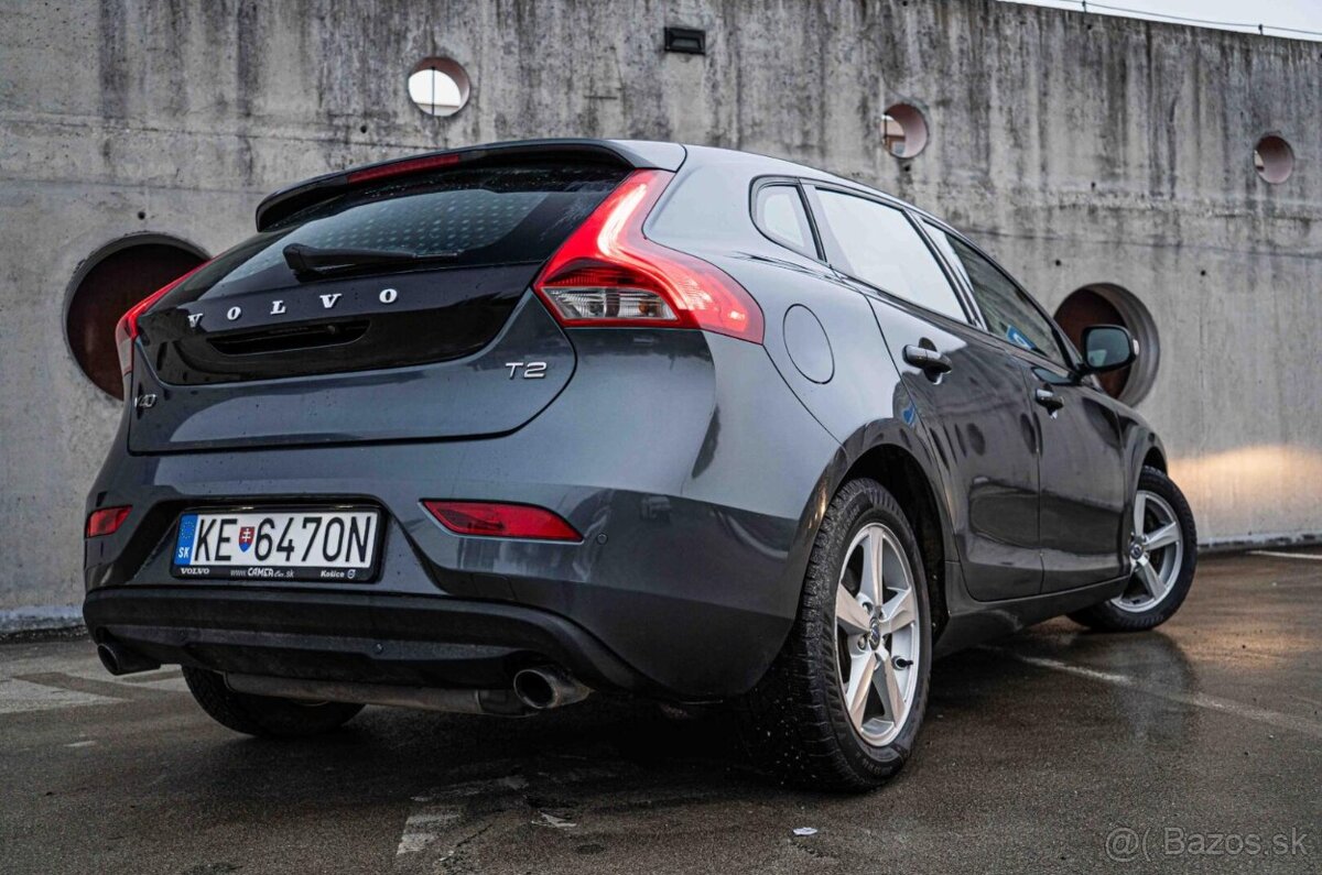 Volvo V40 T2 1.6L Momentum - 6