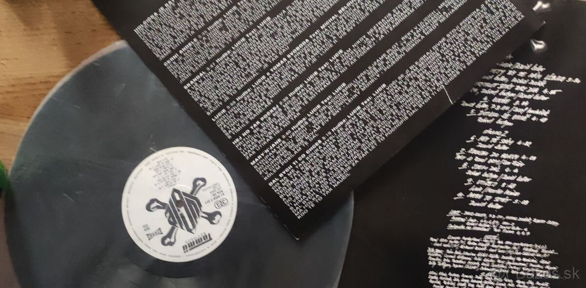 LP platna LUCIE - podpisana skupinou - 6