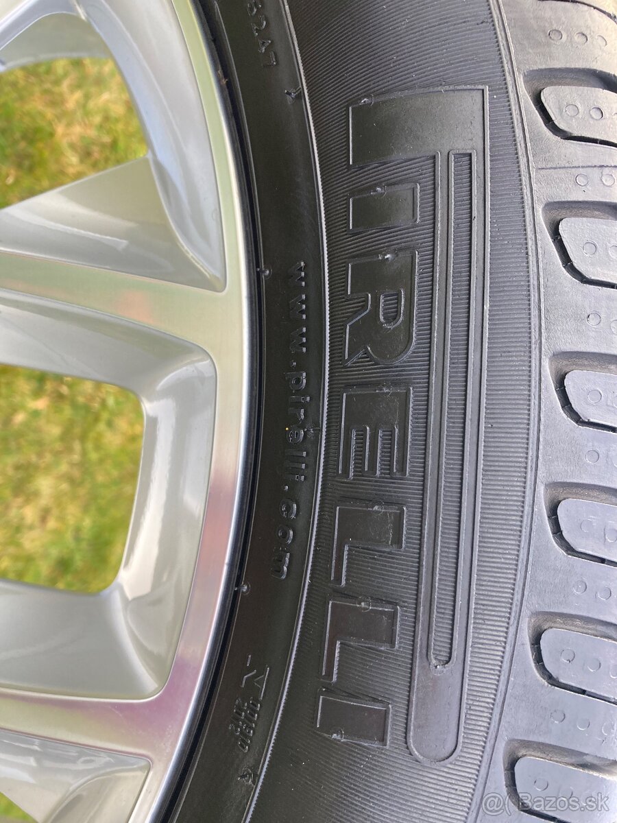 Predám letnú sadu škoda 5x112 7J ET43 235/50 R19 - 6