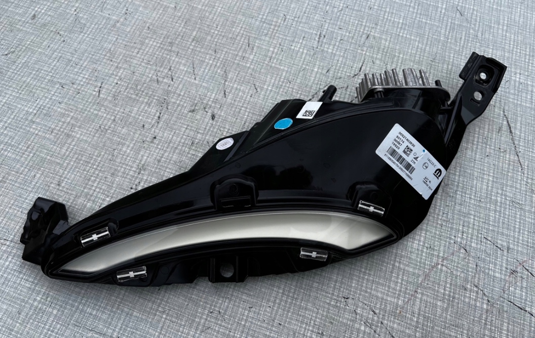 DRL denné svietenie ľavé predné Fiat 500e OEM: 00521403930 - 6