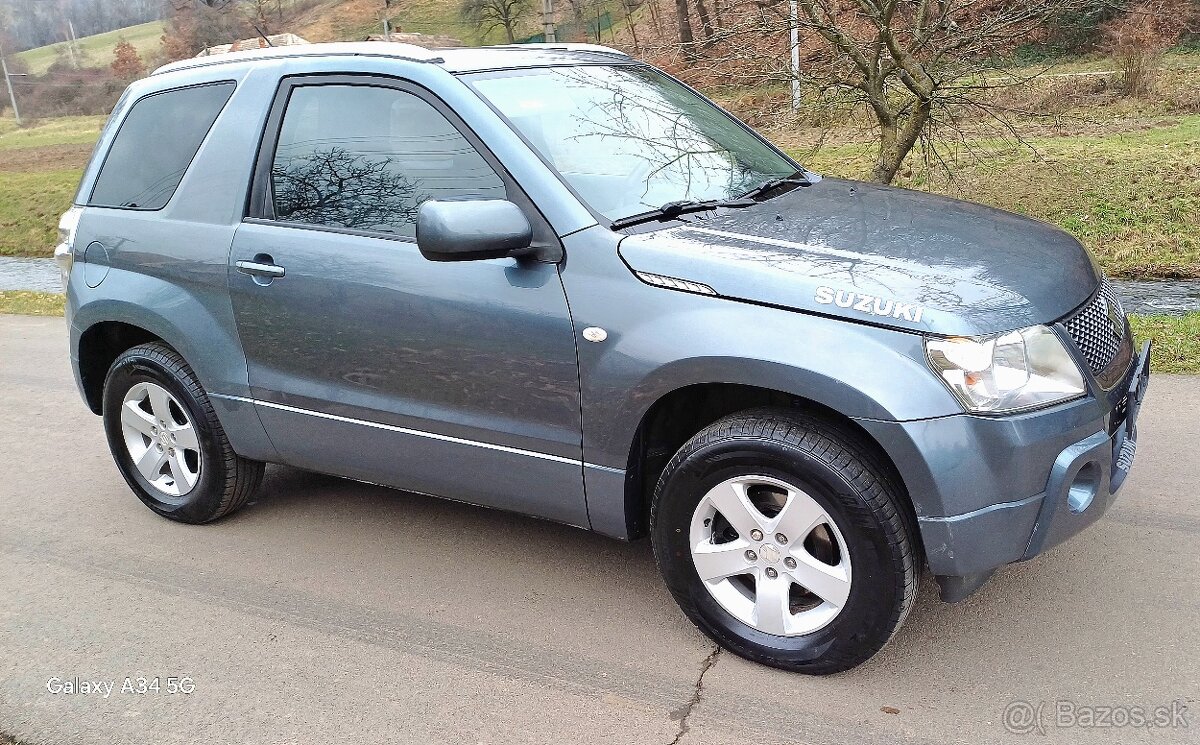 Suzuki grand vitara 1.6 benzín 3.dverova 4x4model 2009tažne - 6