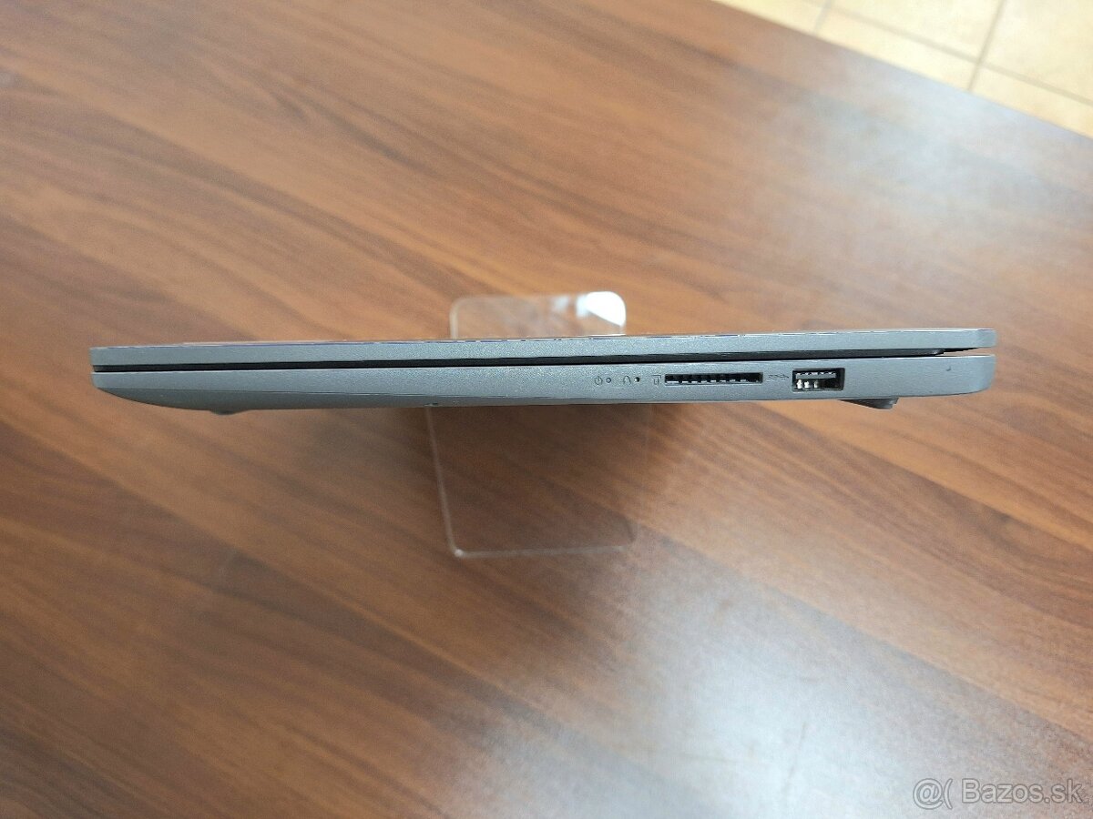 Lenovo IdeaPad 3 - 6