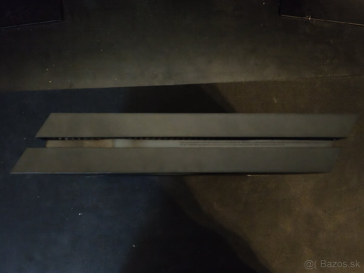 Predam Ps4 4 ovládače - 6