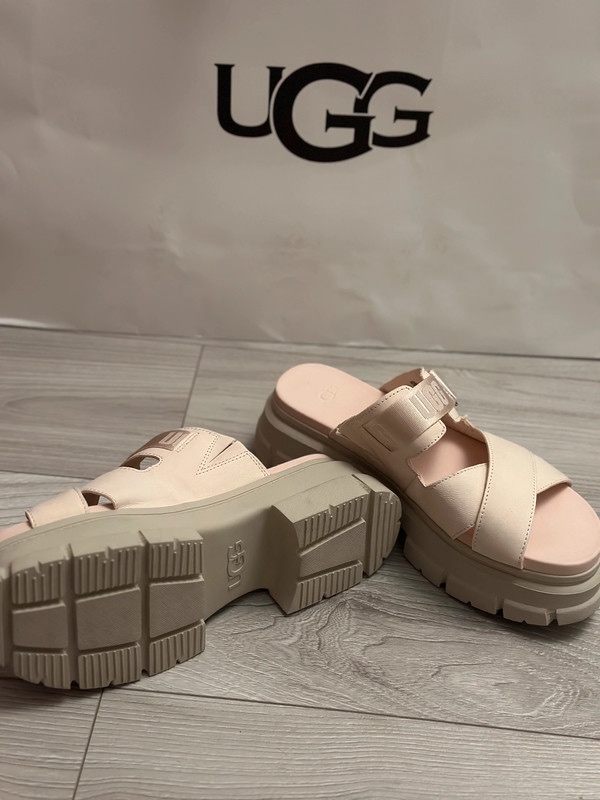 UGG sandálky - 6