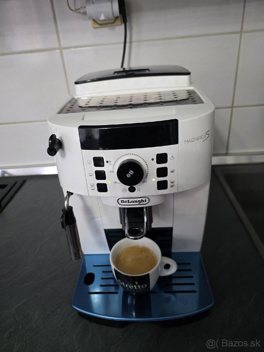 Kavovar Delonghi - 6