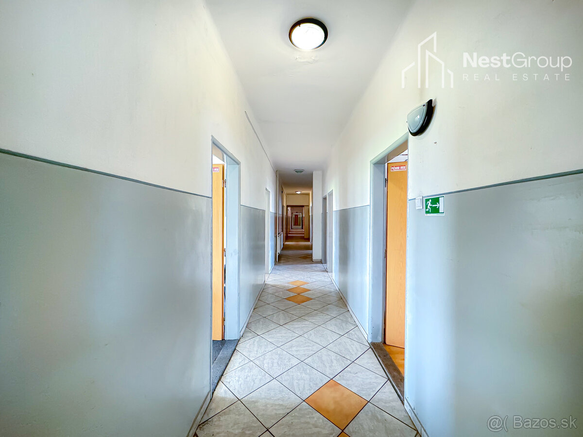 NA PRENÁJOM UBYTOVŇA, PARKOVANIE PRE 20 ÁUT, SKLADY, ŠOPORŇA - 6