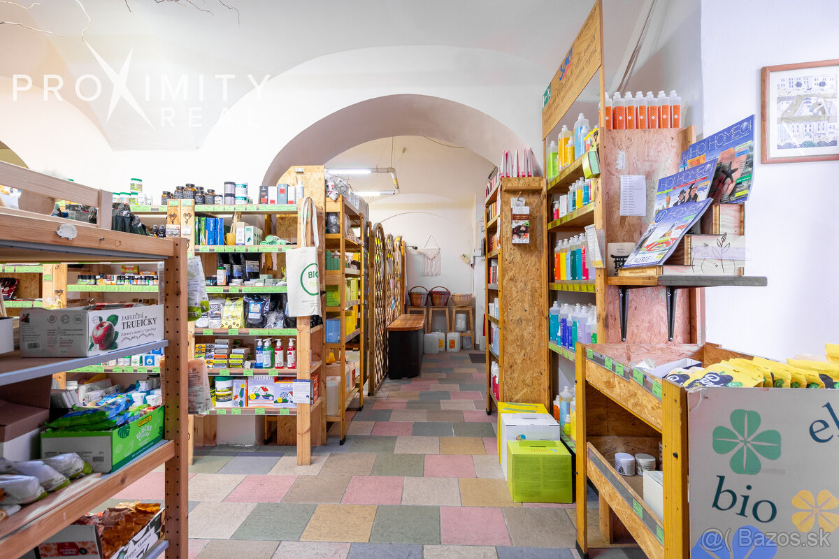 Úžasný obchodík v centre mesta - 6