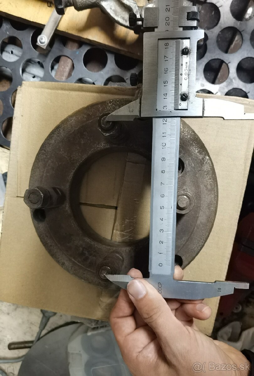 Priruba na camlock 4 sroby 200mm kužeľ - 6