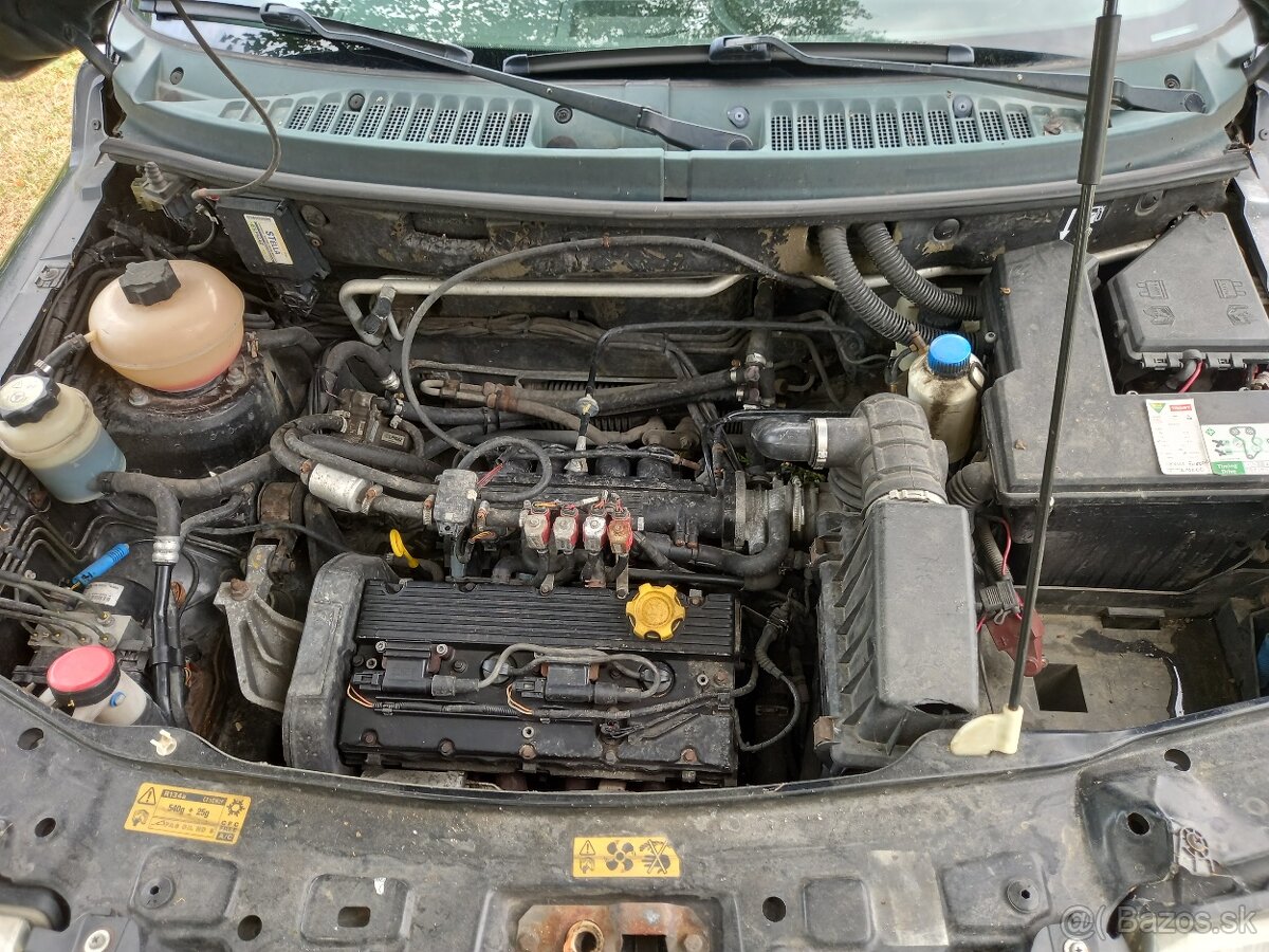 Land Rover Freelander 1.8 benzín - 6