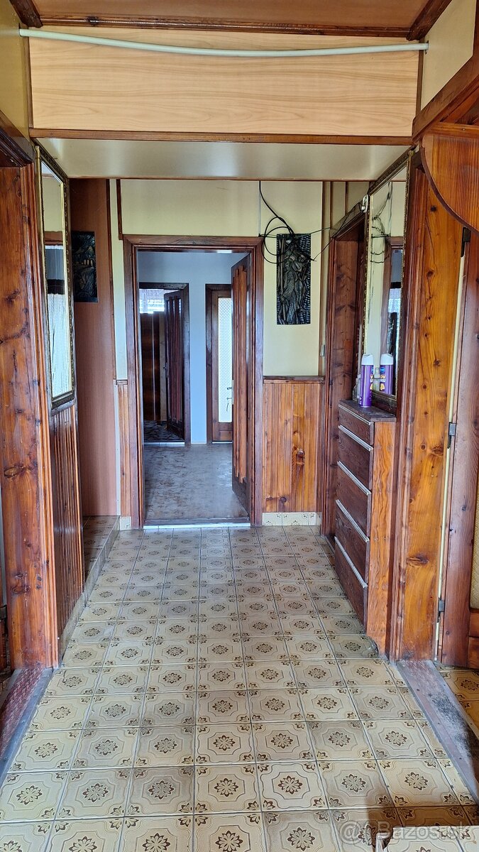 Rodinný dom v ktorom si môžete vytvoriť luxusné bývanie - 6