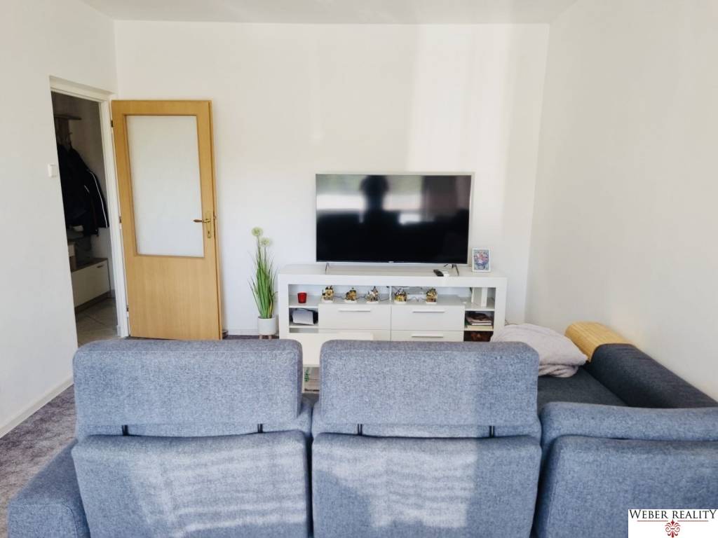 3-izb. nezariadený byt v Karlovej Vsi na Púpavovej ul. vráta - 6