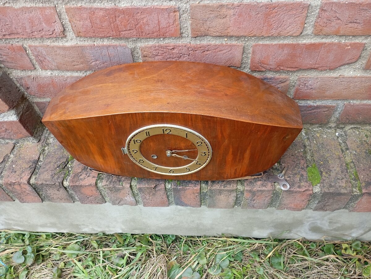 Predám pekné stolové hodiny - 6