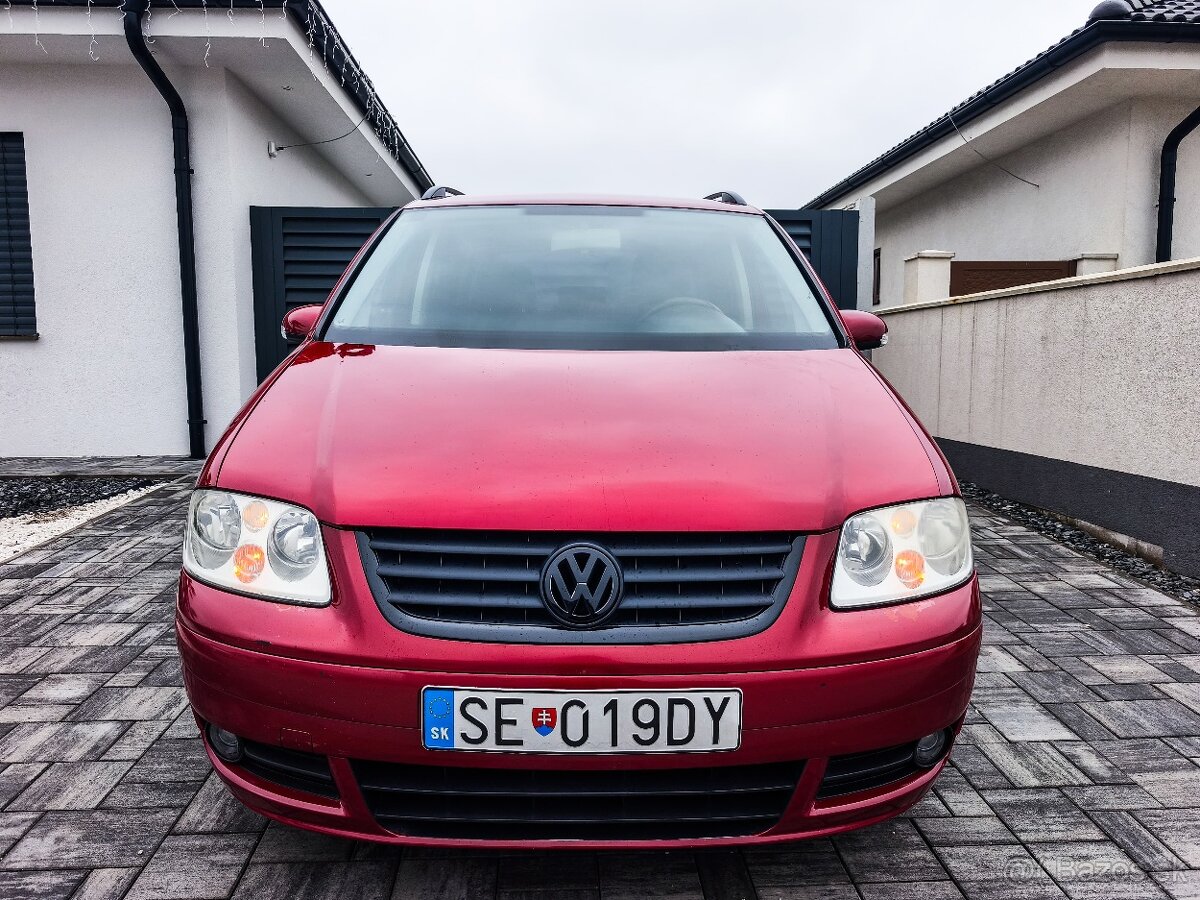 Volkswagen Touran - 6