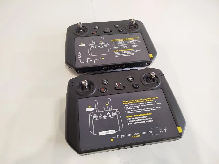 Profesionální ovladač DJI RC pro - 6