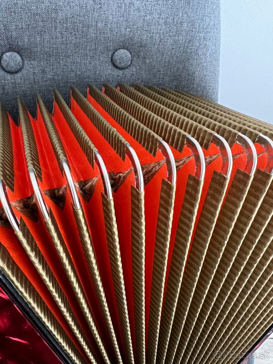 Heligonka Hohner club CF - 6