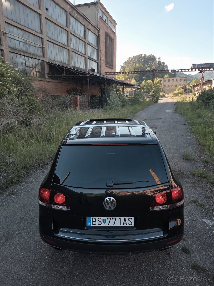 Volkswagen Touareg 3.0TDi - 6