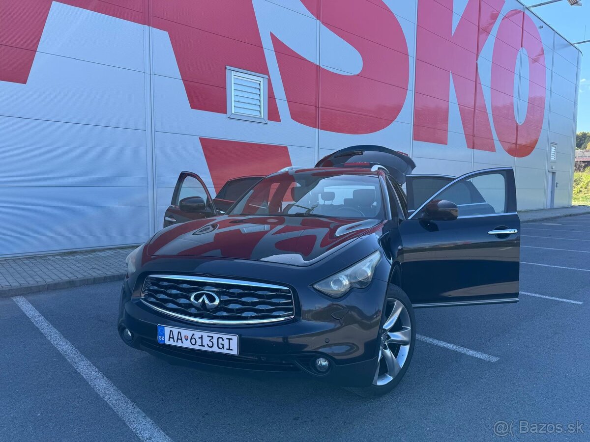 Infiniti FX30Ds - 6