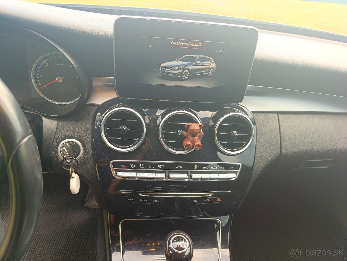 Mercedes Benz C200 - 6