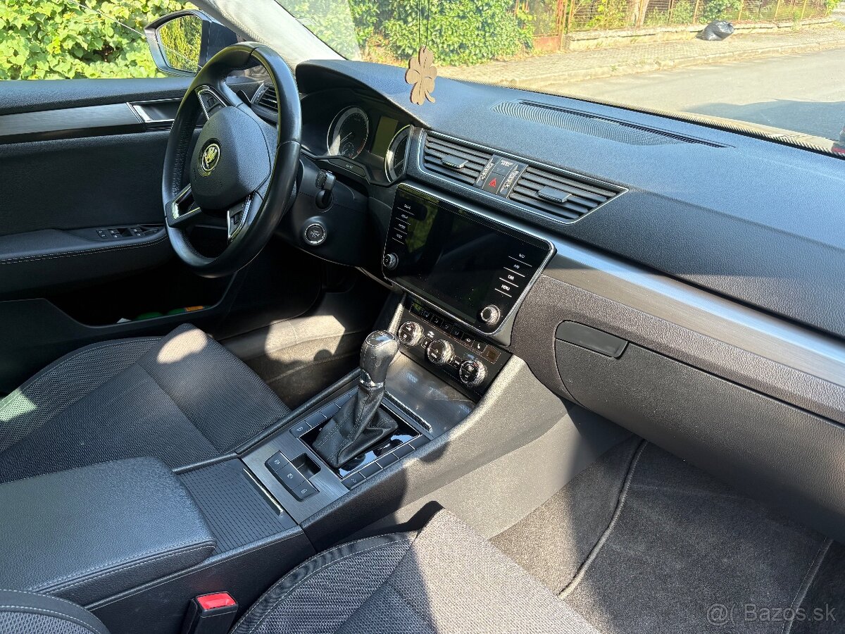 Predám Škoda Superb Combi 2.0 TDI DSG 110 kW - 6
