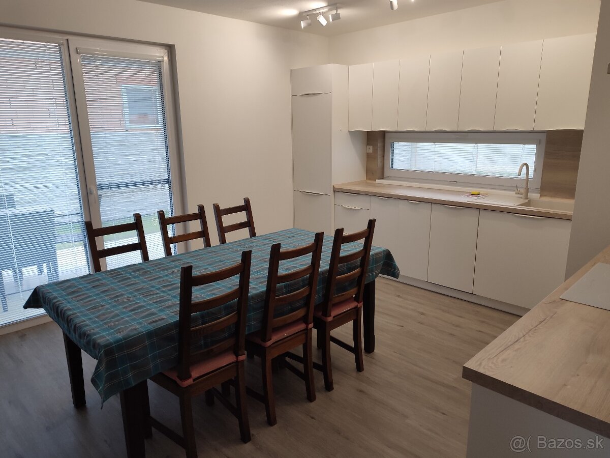 pri termálnom kúpalisku 3 izb. byt + garzónka v jednom v - 6