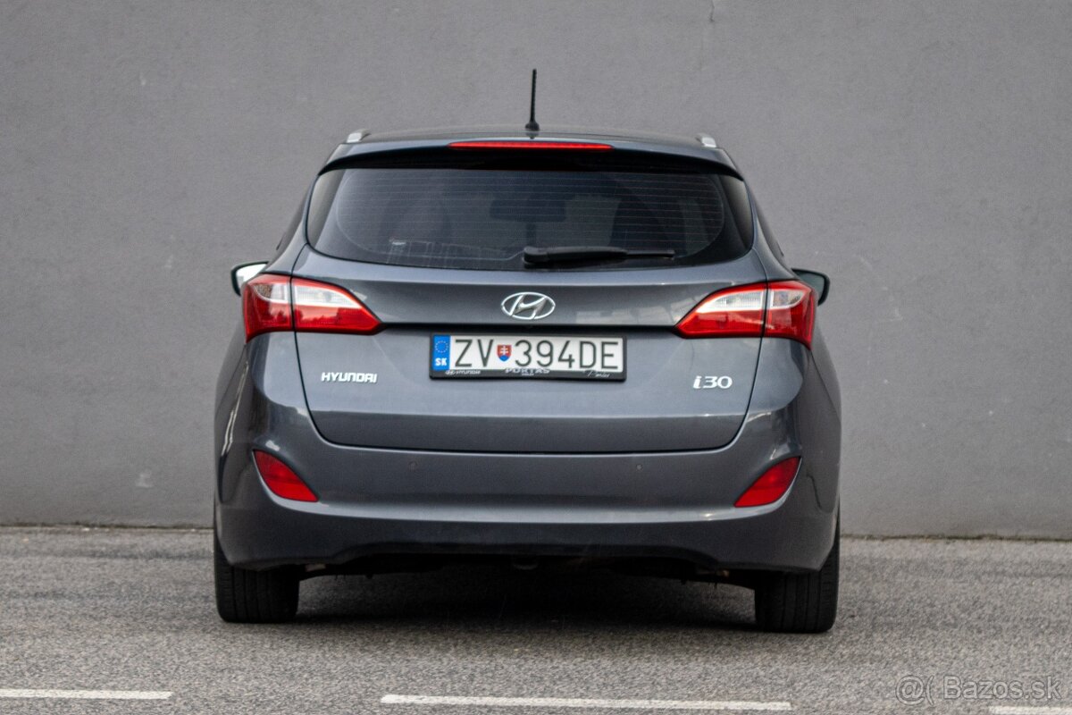 Hyundai i30 CW 1.6i CRDi VGT Family - 6