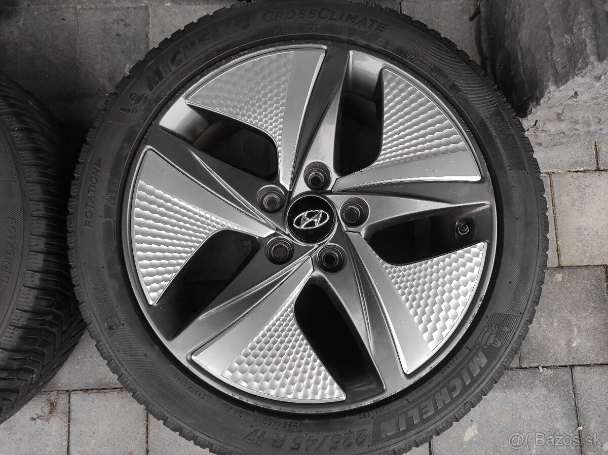 Zimná sada 17" 5x114,3 Hyundai Ioniq 225/45 R17 - 6