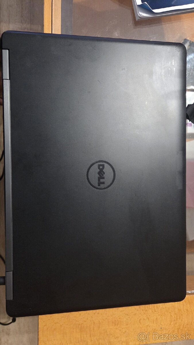 Dell LATITUDE E5550 - 6