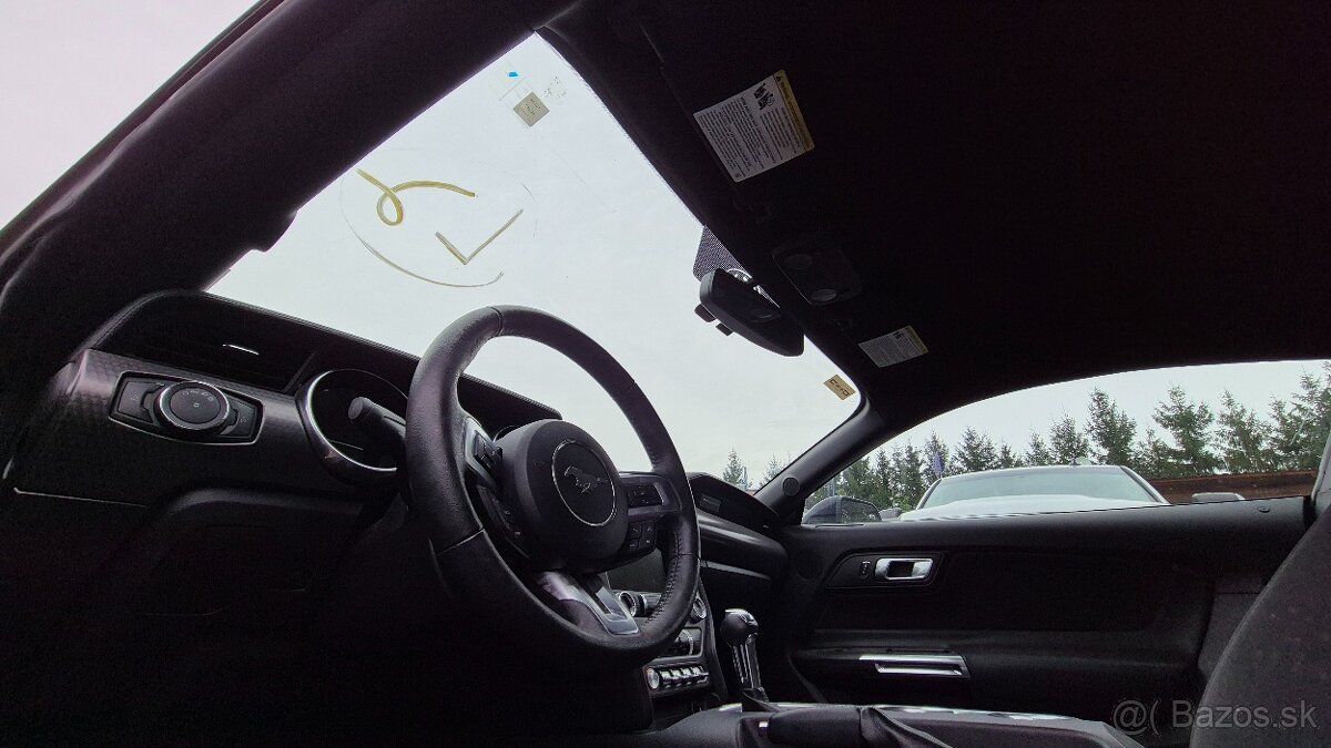 FORD MUSTANG NA NÁHRADNÉ DIELY - 6