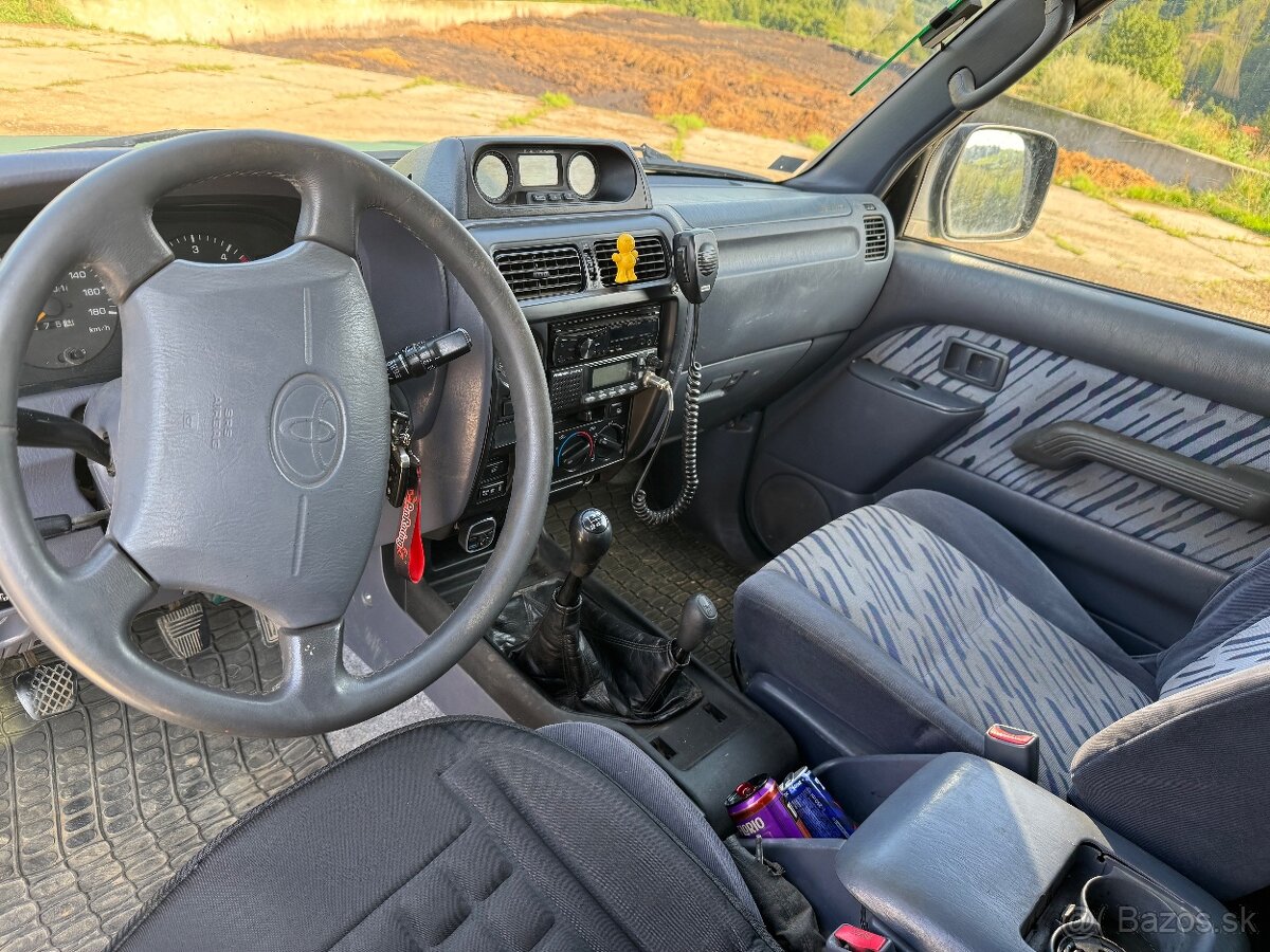 Toyota Land Cruiser 90 - 6