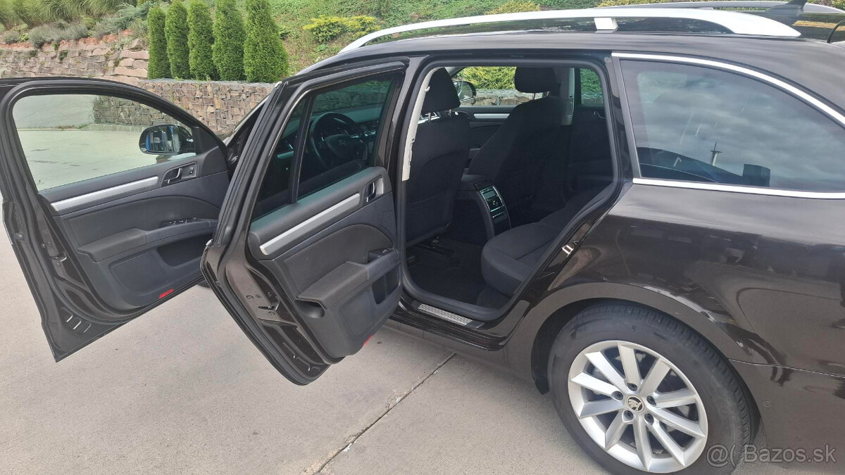 Škoda Superb Combi 1.6 TDI Greenline - 6