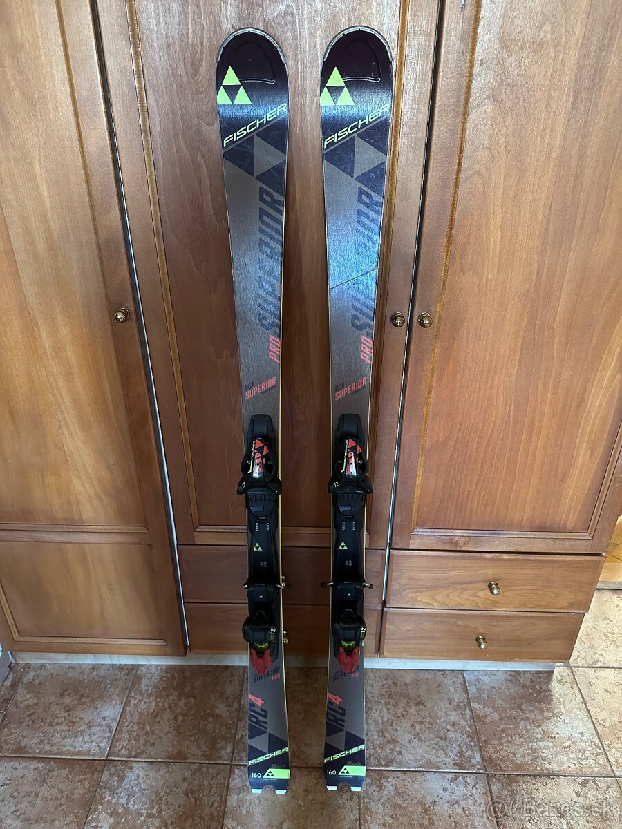 LYŽE FISCHER SUPERIOR RC4 - 6
