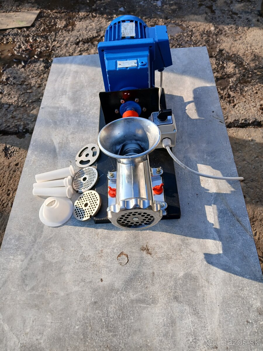 Elektrický mlynček na mäso. - 6